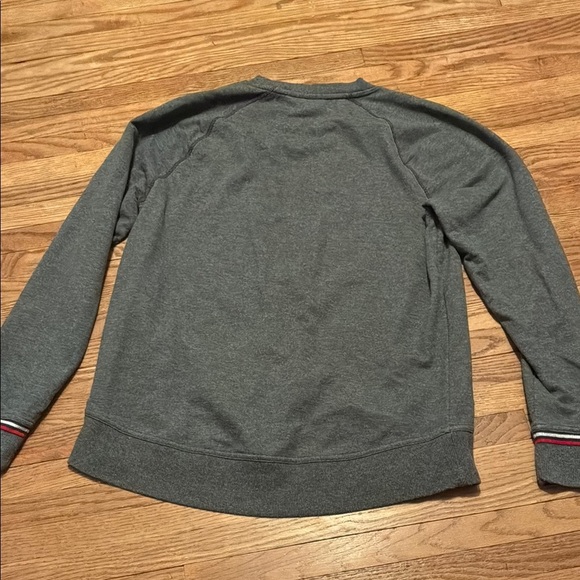 Fila Gray Crewneck Sweater Athletic Style - Picture 8 of 12
